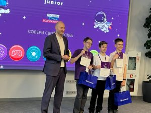 98efc779-a073-4ec0-ad90-b5dd5743b011